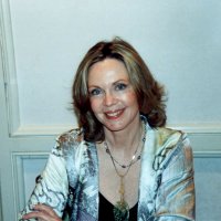 Lara Parker Up Close